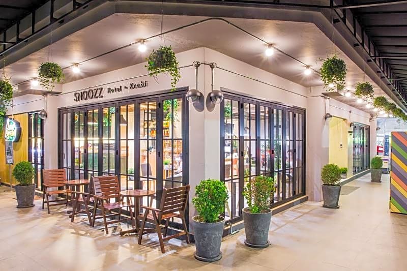 Snoozz Hotel