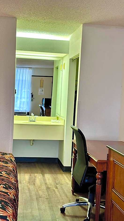 Executive Inn