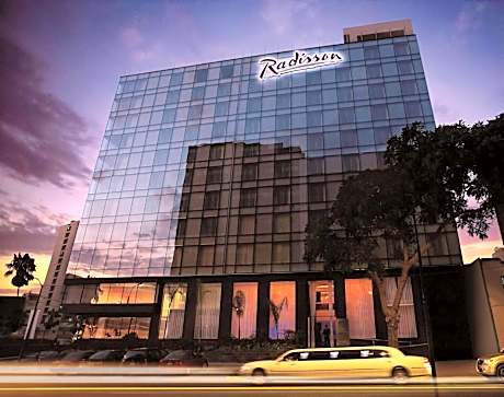 Radisson Hotel Decapolis Miraflores