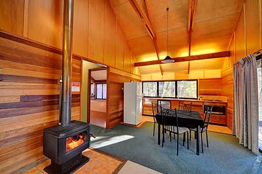 Girraween Environmental Lodge