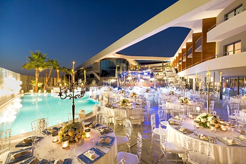 DoubleTree by Hilton Hotel Izmir Airport