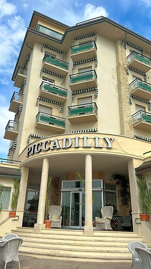 Piccadilly Penthouse with Jacuzzi
