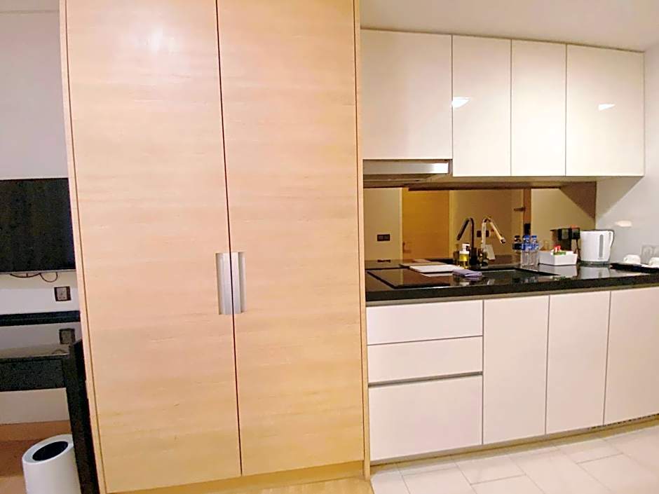 Straits Suite by C Homestay Malacca