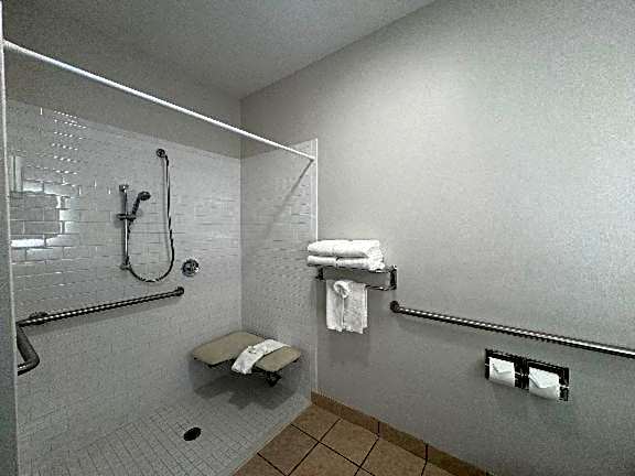 Quality Inn & Suites Houma