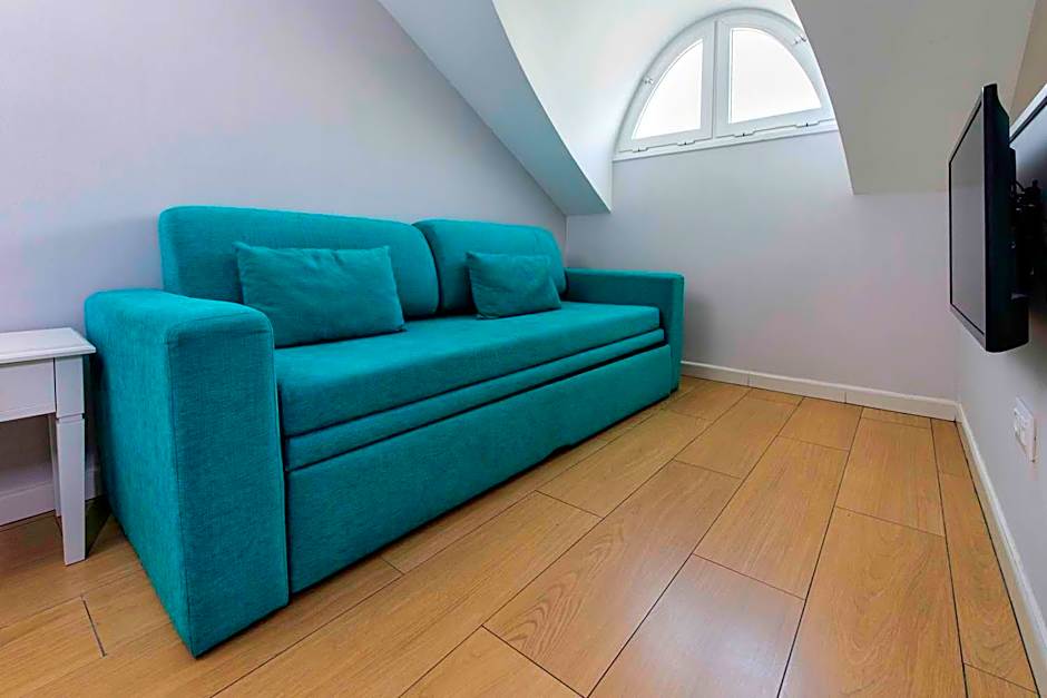 Paradise Park Fun Lifestyle Hotel