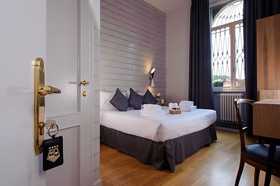 Hotel Lungarno Vespucci 50