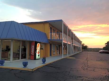 Belmont Inn and Suites