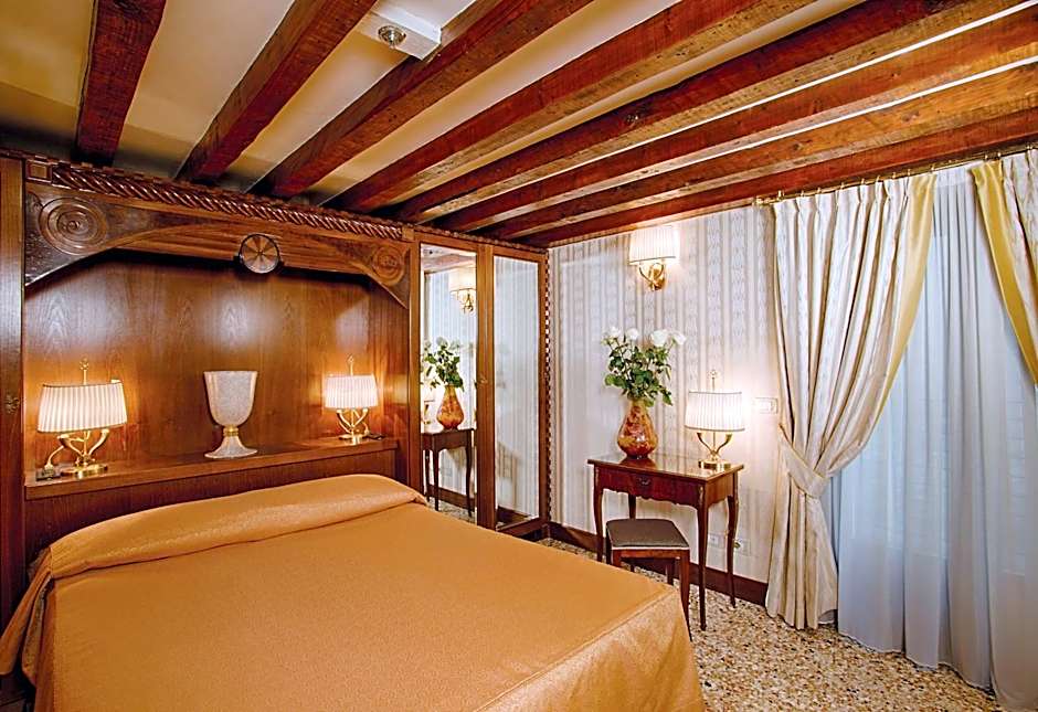 Hotel Palazzo Stern