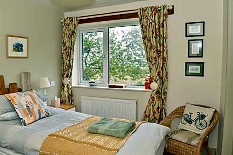 Superior Double or Twin Room with Garden View