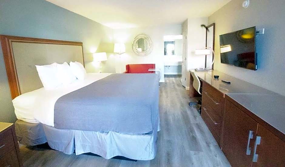 All Seasons Inn & Suites