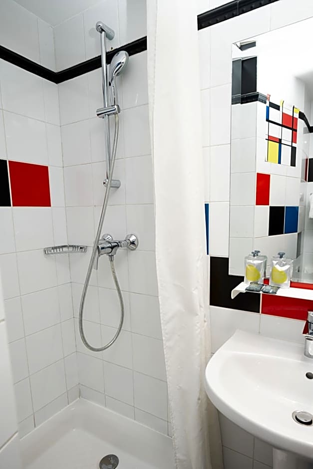 Hotel Du Mont Dore Batignolles