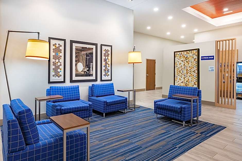 Holiday Inn Express & Suites - Lincoln Downtown By IHG