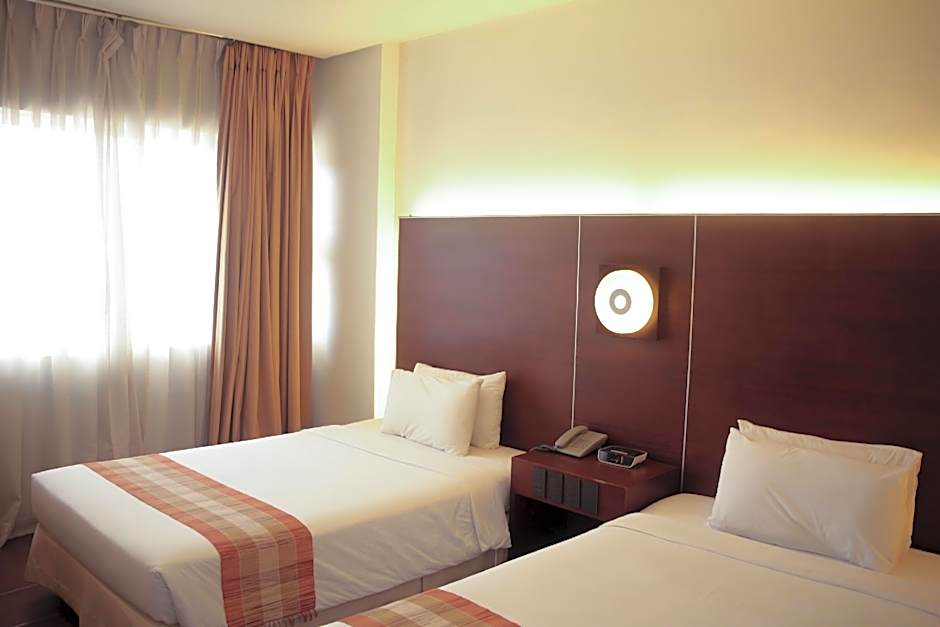 Casablanca Suites Near Airport
