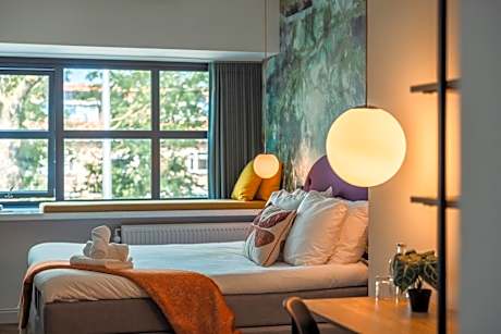 Deluxe Double Room with Bath