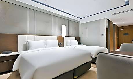 Premium Twin Room