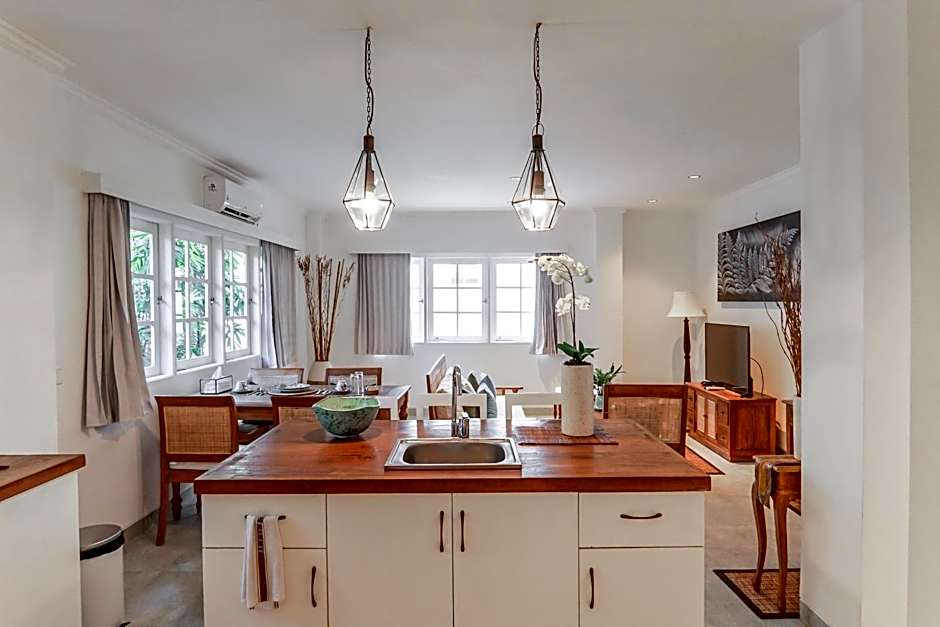 Umalas Suites