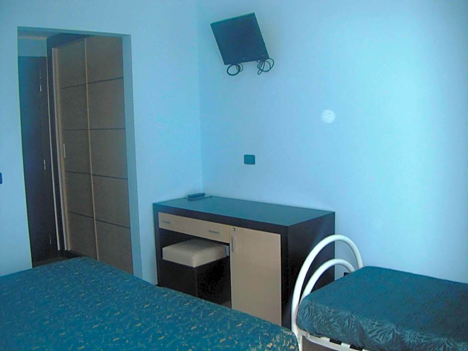 Foto 1 di 3 di Standard, Sea View