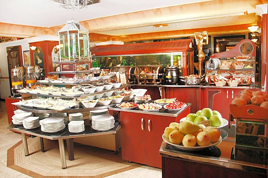 Kozan City Hotel