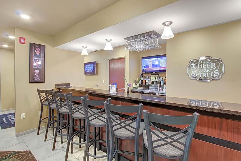 Cobblestone Hotel & Suites - Waynesboro