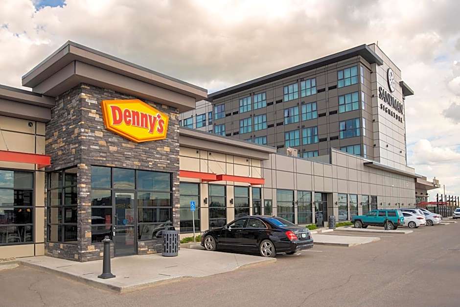 Sandman Signature Saskatoon South Hotel