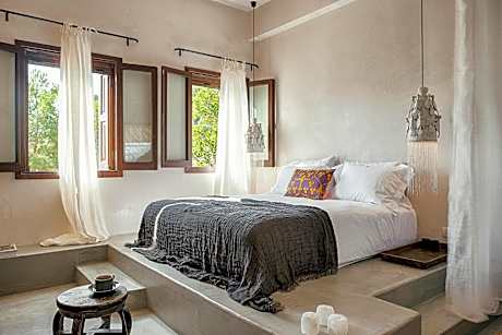 King Suite with Sea View
