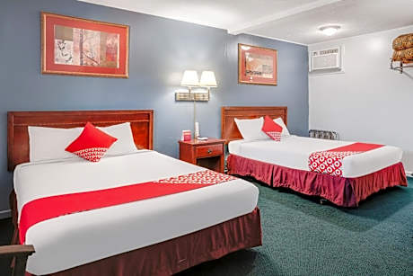 Queen Room with Two Queen Beds