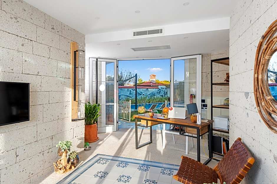 Rhodium Hotel Alacatı