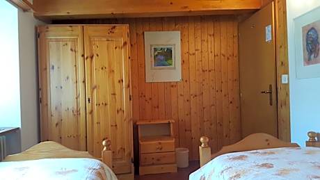 Twin Room with Shared Bathroom