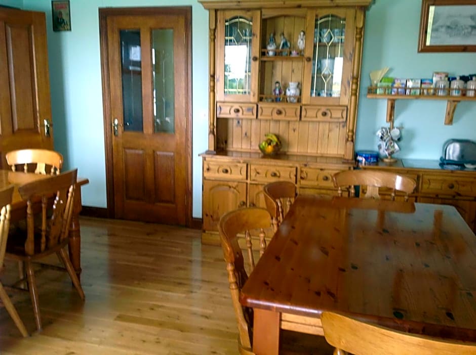 The Rock Equestrian Farm B&B