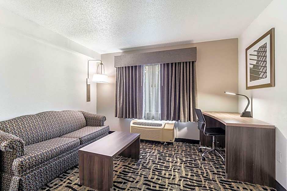Quality Inn & Suites Augusta I-20