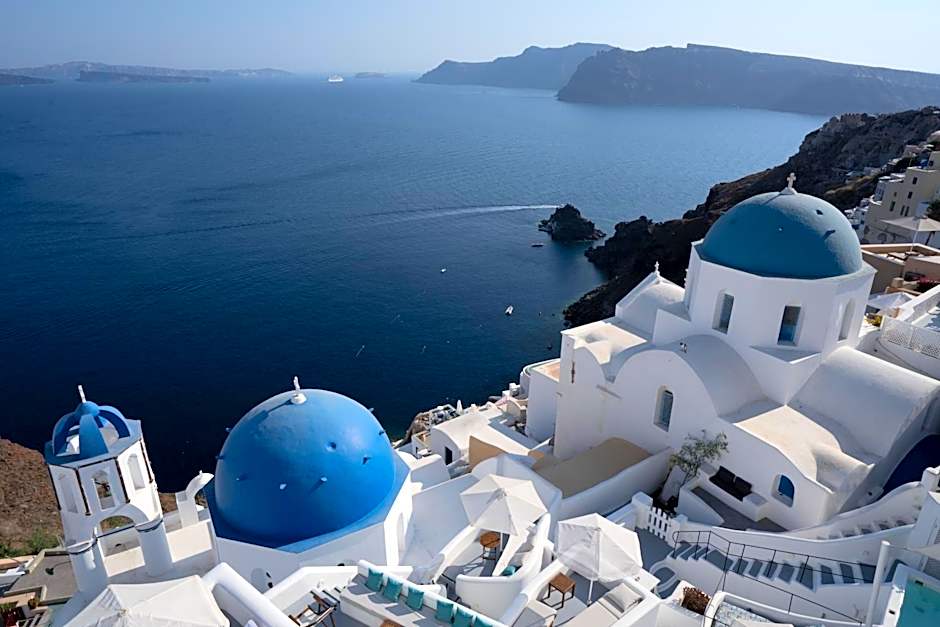 Oia Spirit Boutique Residences