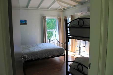 Riverside Haven Lodge & Holiday Park