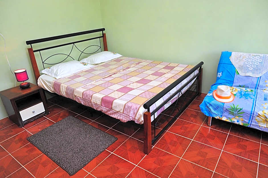 Chez Ronald Guest House