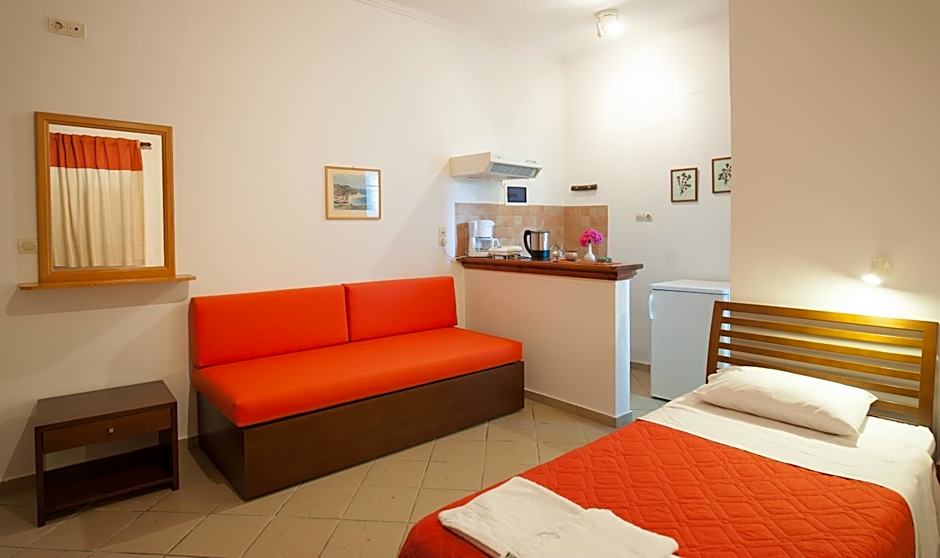 Zarkadis Beach Apartments