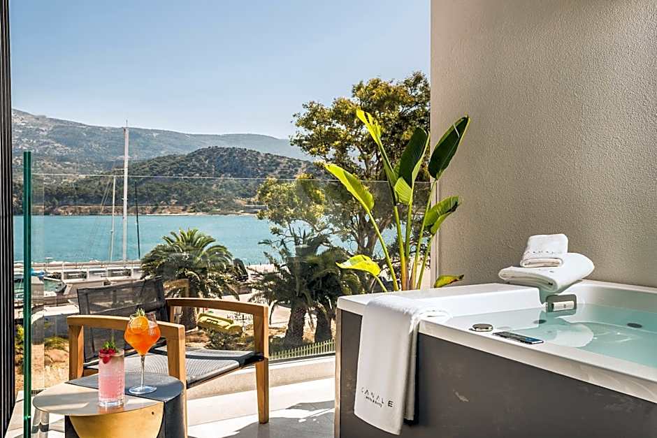 Canale Hotel & Suites