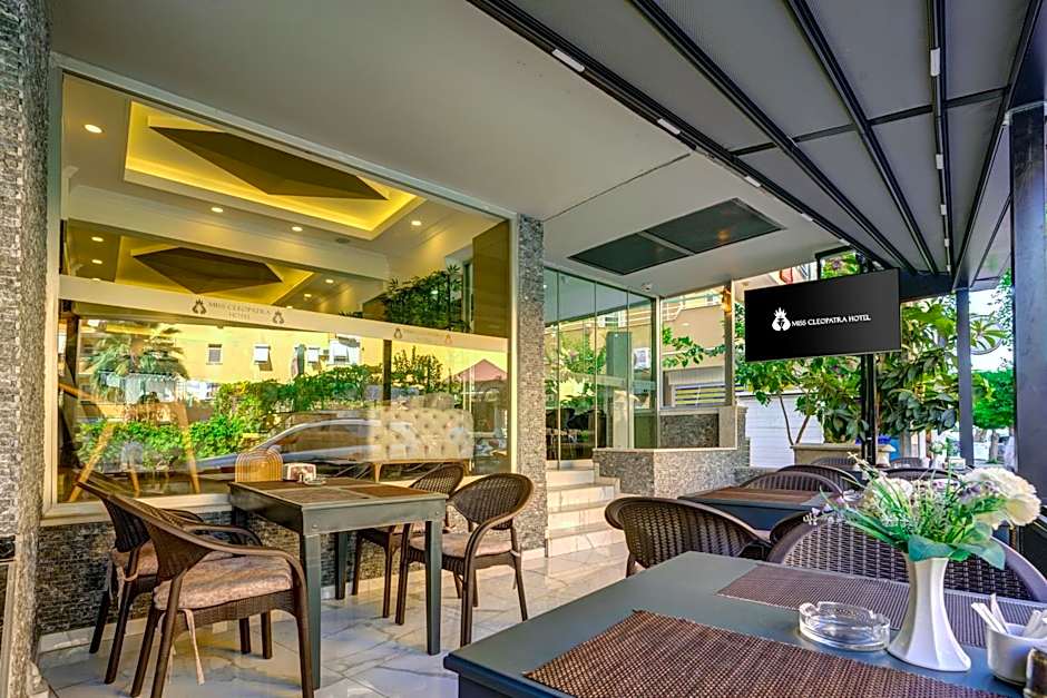 Miss Cleopatra Hotel