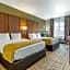 Comfort Inn & Suites Lakewood by JBLM