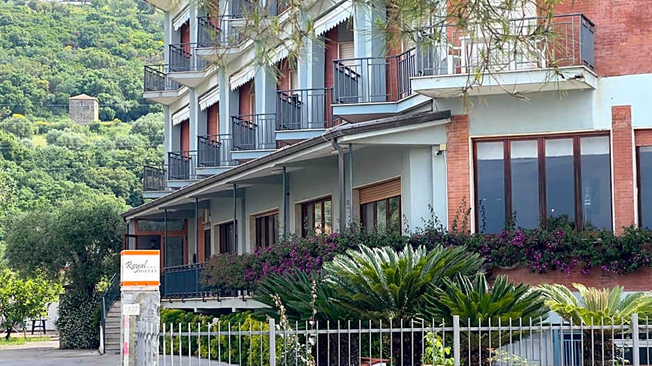 Hotel Royal