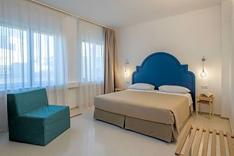 Hotel Albania