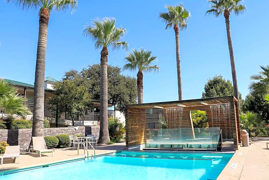 Ramada by Wyndham Del Rio