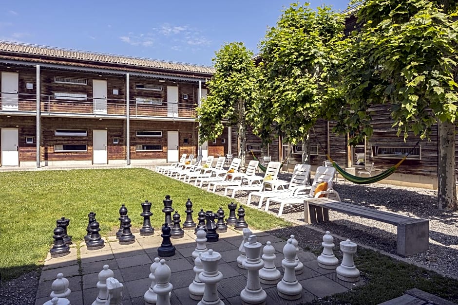 Lausanne Youth Hostel Jeunotel