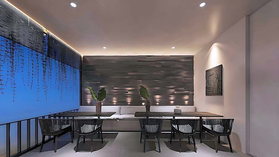 LEGEND Boutique Hotel