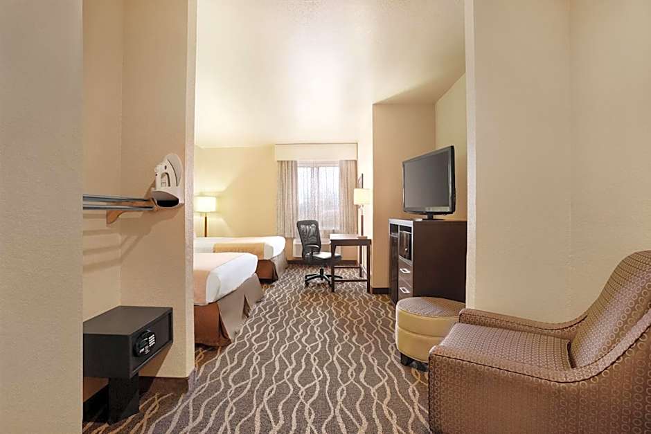 Baymont by Wyndham Clute