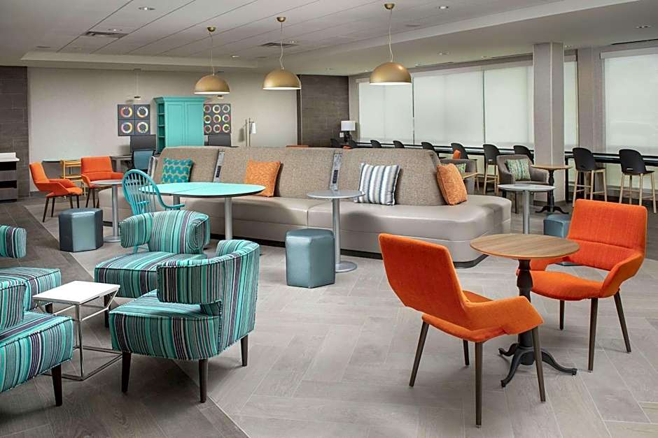 Home2 Suites by Hilton Longmont, CO