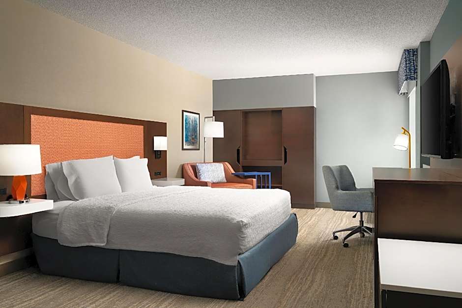 Hampton Inn By Hilton Chambersburg
