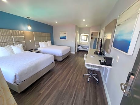 accessible - 1 king 1 queen, mobility accessible, roll in shower, non-smoking, full breakfast