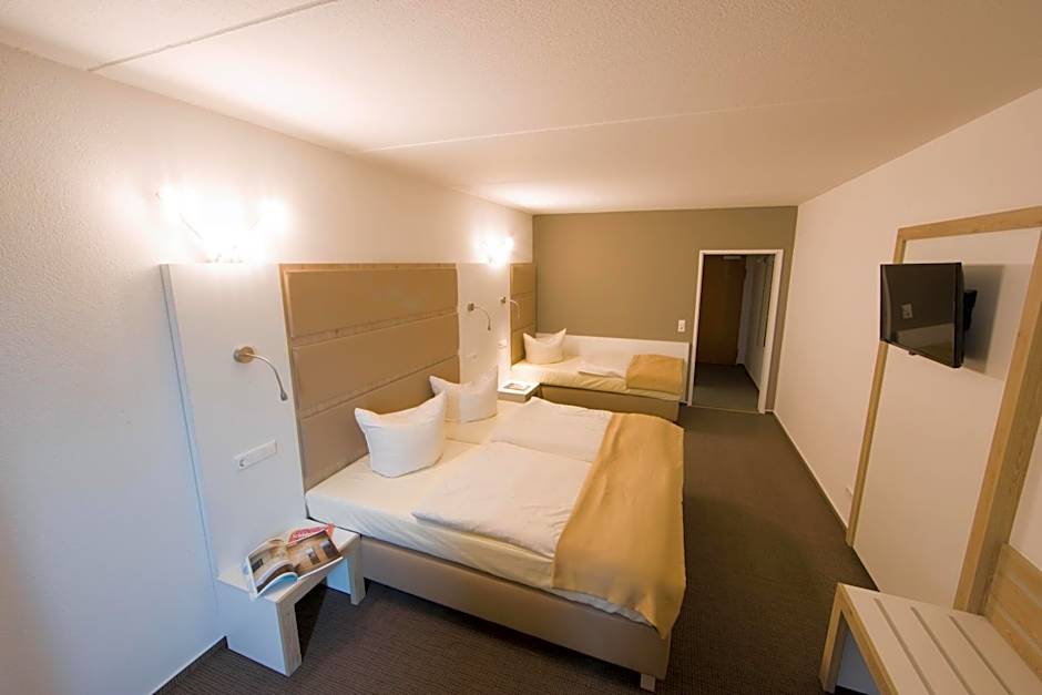 Confour Hotel