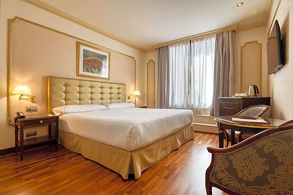 Hotel Roger De Lluria