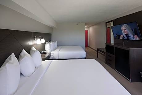 Double Room with Two Double Beds - Accessible/Non Smoking