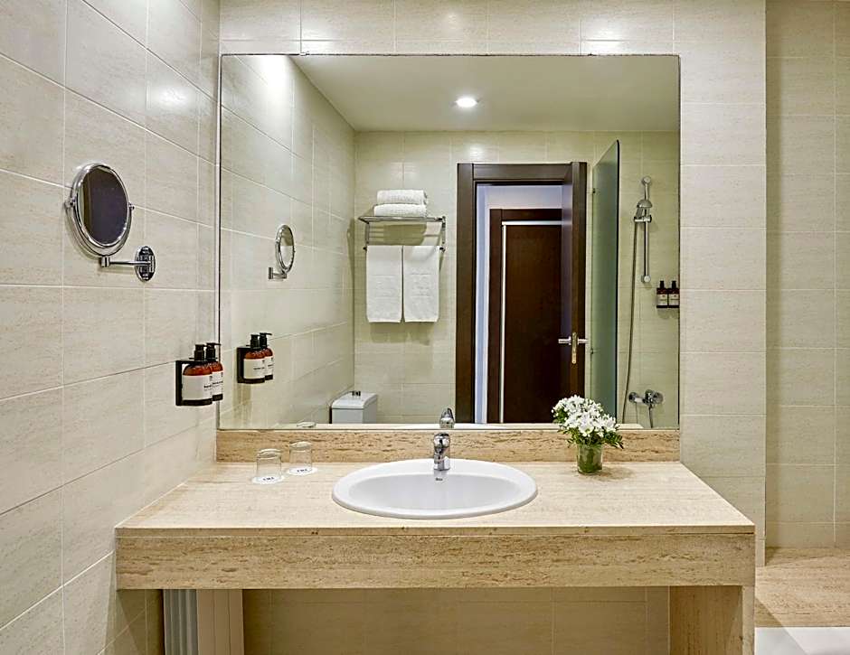 NH Barcelona Eixample